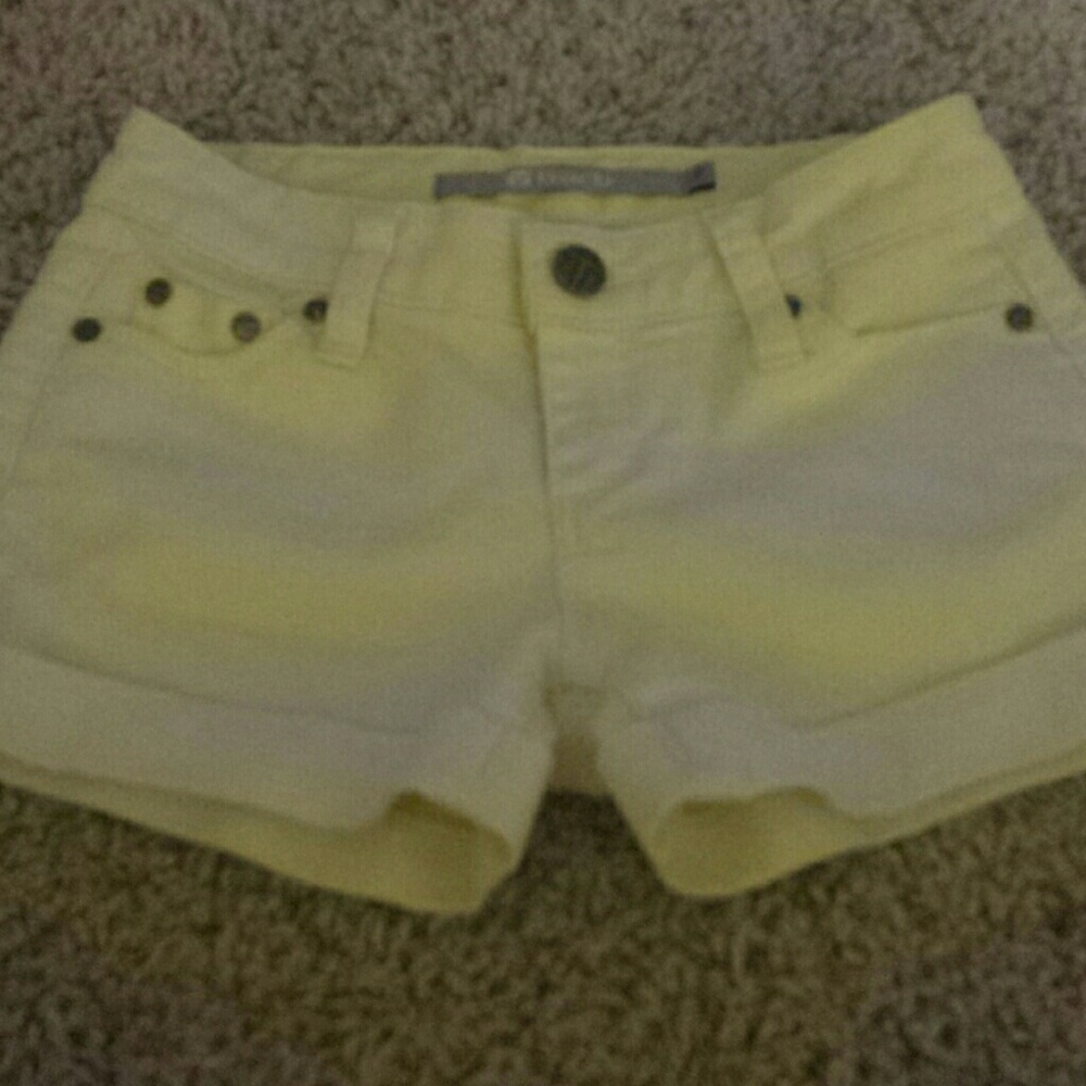 Light yelloe shorts
